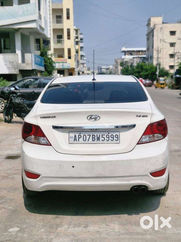 Hyundai Verna 1.6 Sx Crdi (o), 2013, Diesel