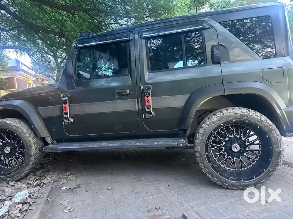 Mahindra Thar Roxx 2025