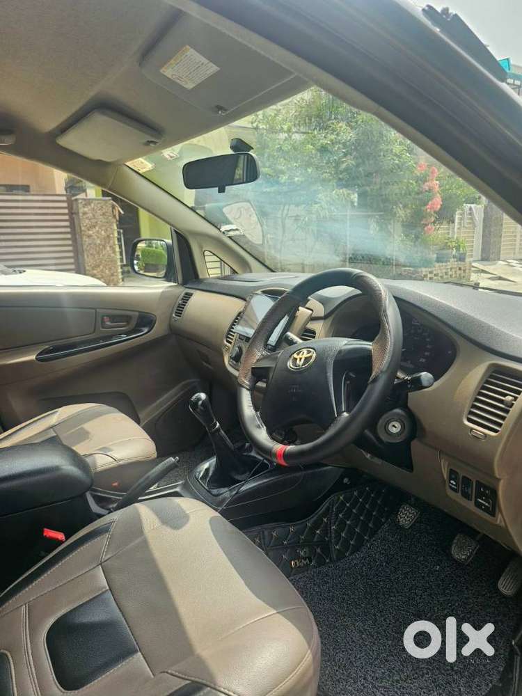 Toyota Innova 2.5 Gx 7 Str Bs-iii, 2015, Diesel