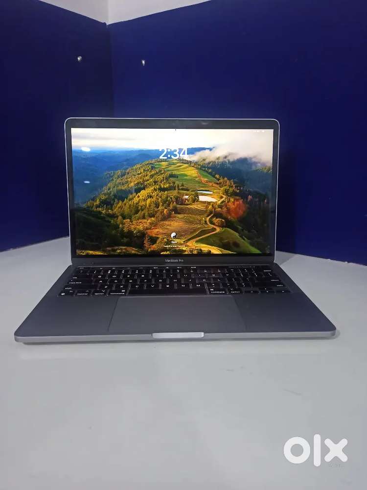 MacBook Pro M1 8gb 13インチ 256GB A2338 Refurbished Apple MacBook Pro A2338 – M1 Chip, 8GB RAM, 250GB SSD