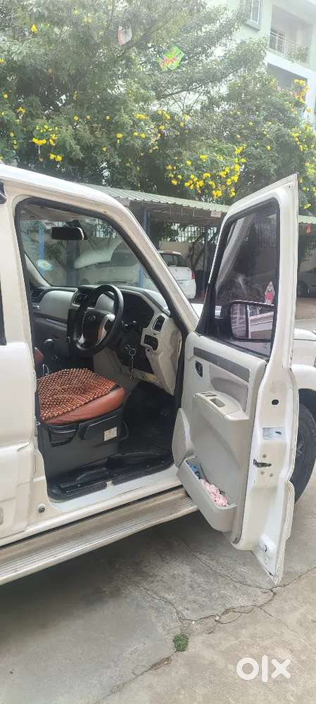 Mahindra Scorpio S10, 2016 Model, Diesel, 154000 Km Driven. New Ac.