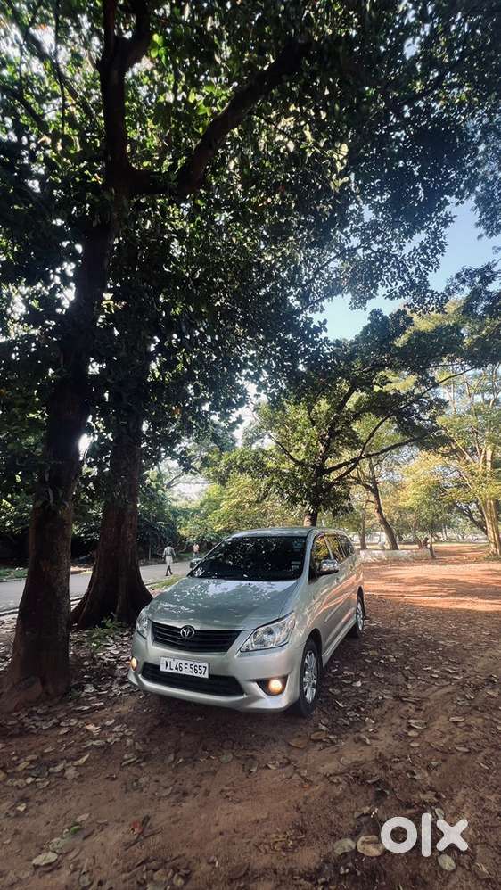 Toyota Innova 2012 Diesel Well Maintained