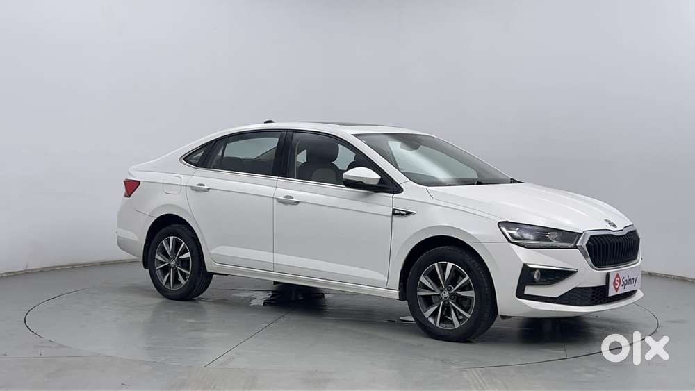 Skoda Slavia Style 1.5l Tsi Dsg, 2023, Petrol