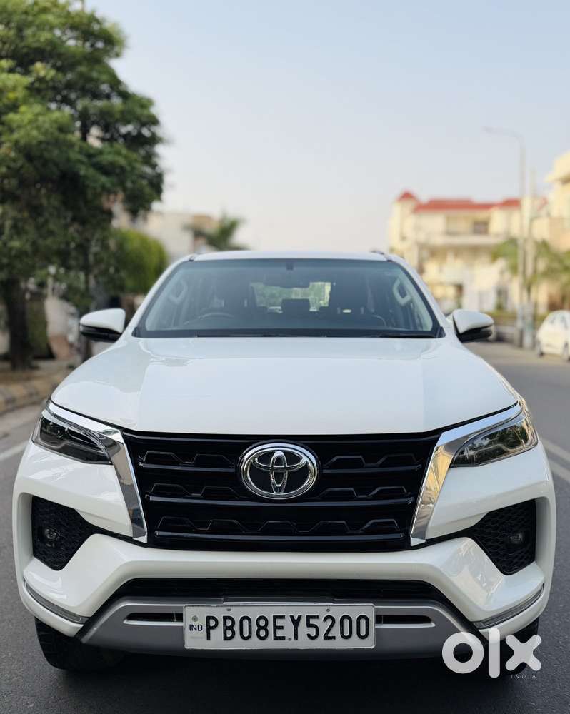 Toyota Fortuner 4x2 At 2.8 Diesel, 2022, Diesel