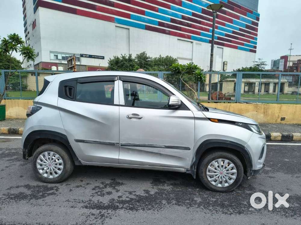 Mahindra Kuv 100 Mahindra-kuv-100-g80-k6-plus-5str, 2019, Petrol