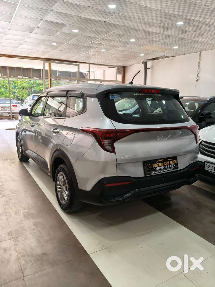 Kia Carens G 1.5 6mt Premium (o) 7-seater, 2023, Petrol