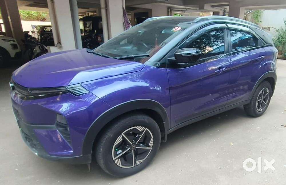 Tata Nexon Fearless S Purple 1.2 Revotron Petrol 6mt Dual Tone, 2024