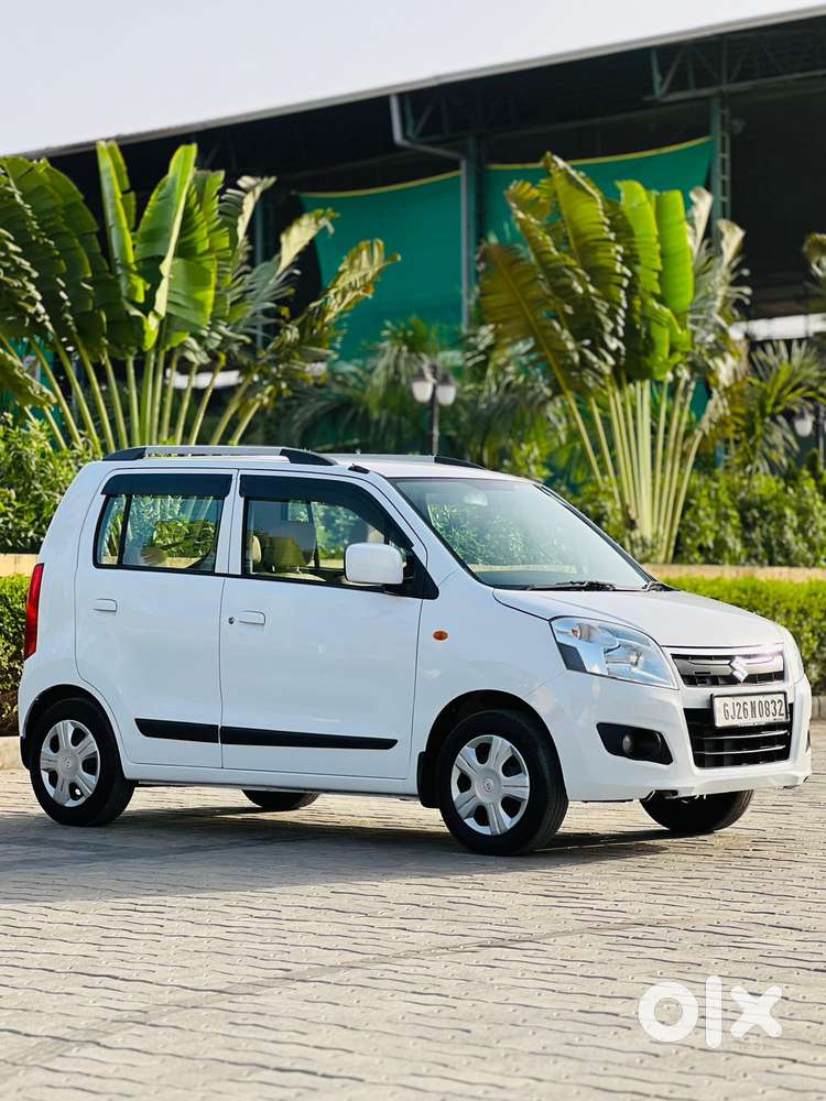 Maruti Suzuki Wagon R Vxi Amt Opt, 2017, Cng & Hybrids