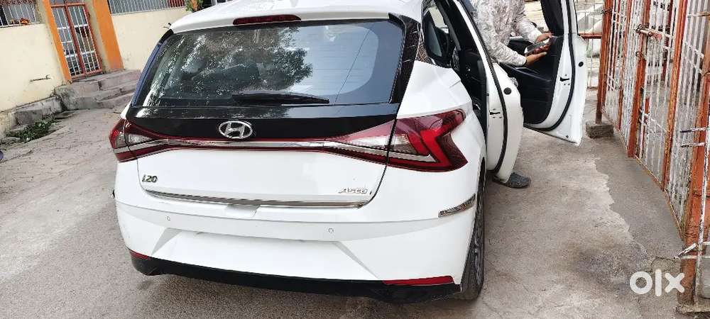 Hyundai New I20 2022 Petrol 25000 Km Driven Top Model Sunroof