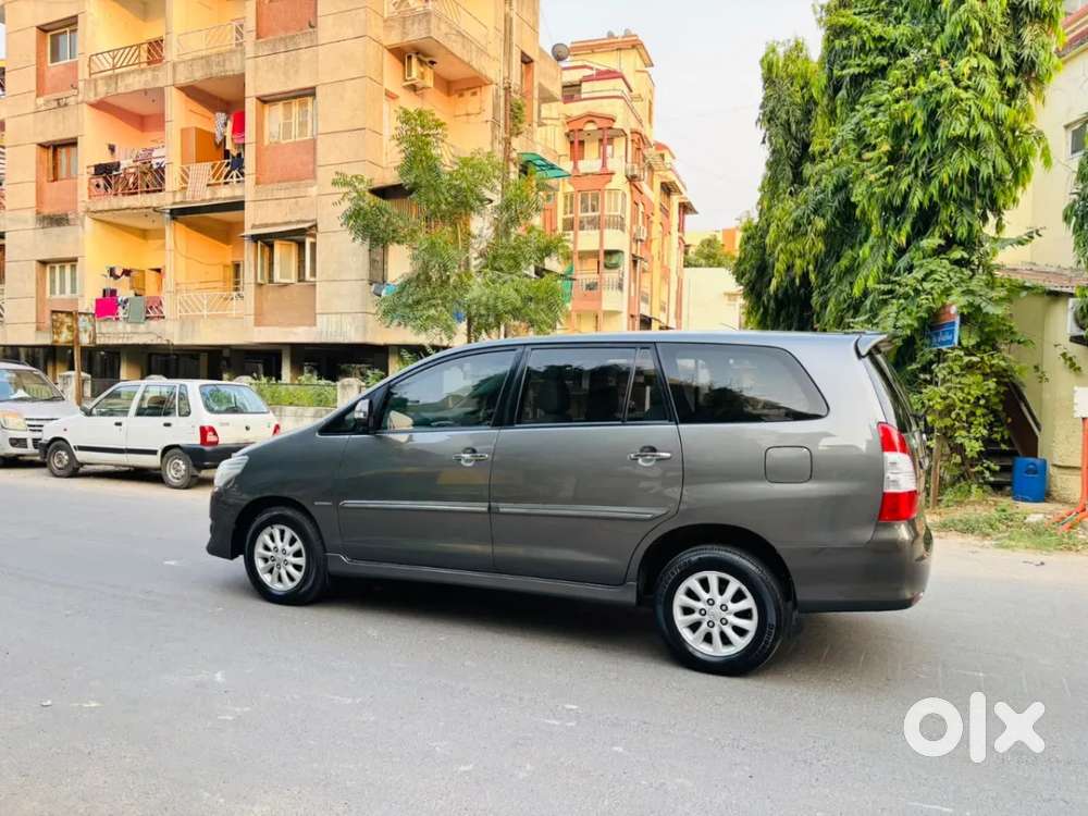 Toyota Innova 2.5 Vx 8 Str Bsiv, 2012, Diesel