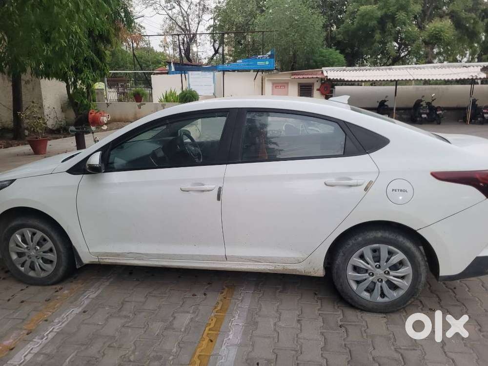 Verna Company Service Record New Battery Tyre