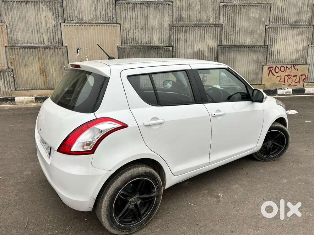 Maruti Suzuki Swift 2013 Petrol Well Maintained