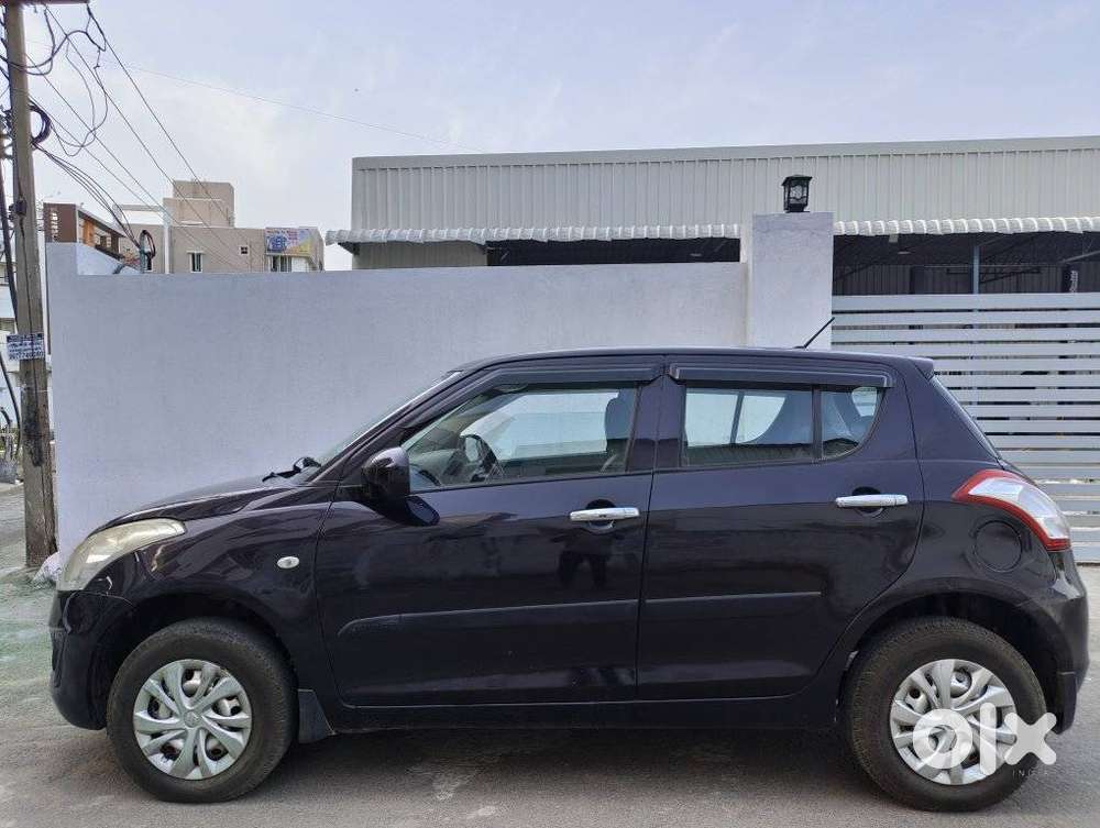 Maruti Suzuki Swift 1.2 Lxi (o), 2015, Petrol