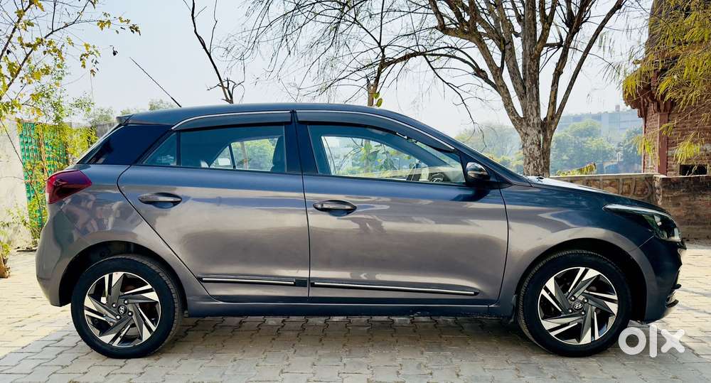Hyundai I20 Sportz 1.2 Mt Dual Tone, 2019, Cng & Hybrids