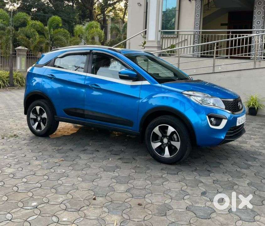 Tata Nexon 1.2 Revotron Xza Plus, 2019, Petrol