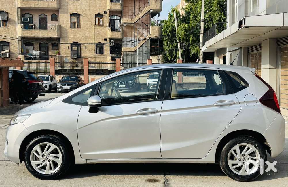 Honda Jazz V Automatic, 2018, Petrol