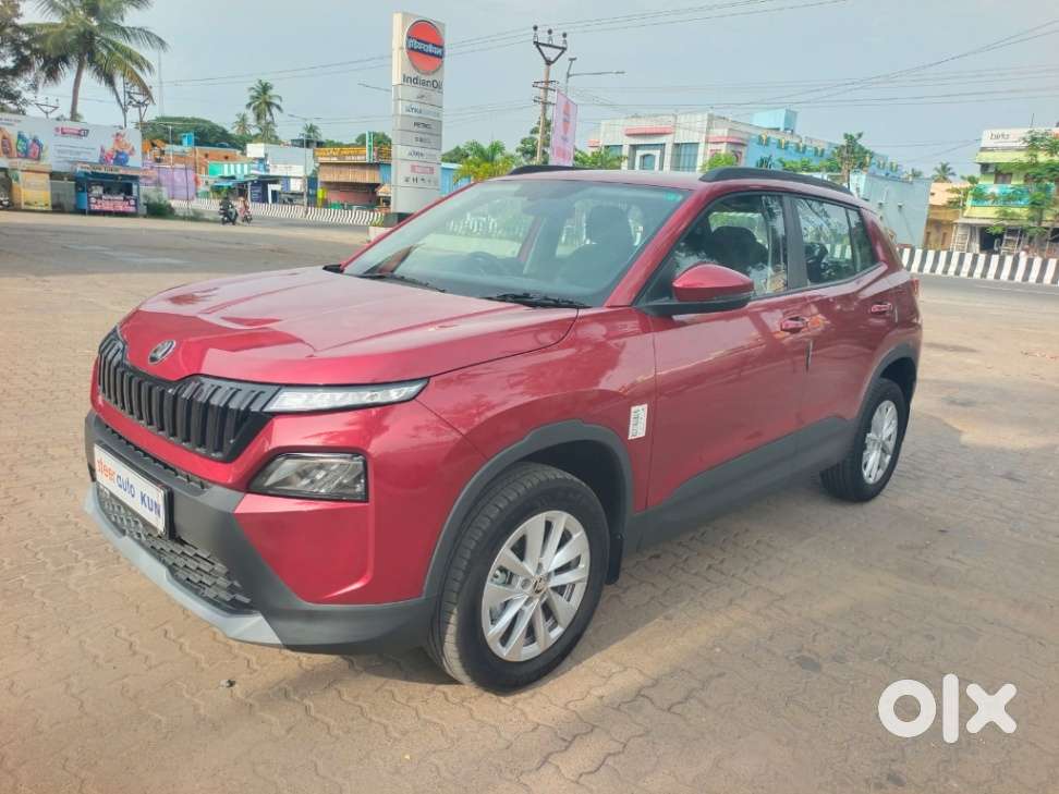Skoda Kylaq Signature At, 2026, Petrol