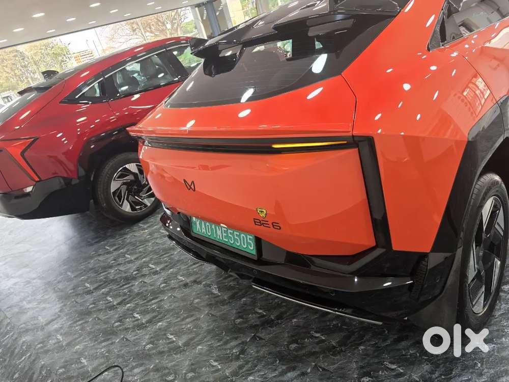Mahindra Be 6 2025 Electric 4000 Km Driven