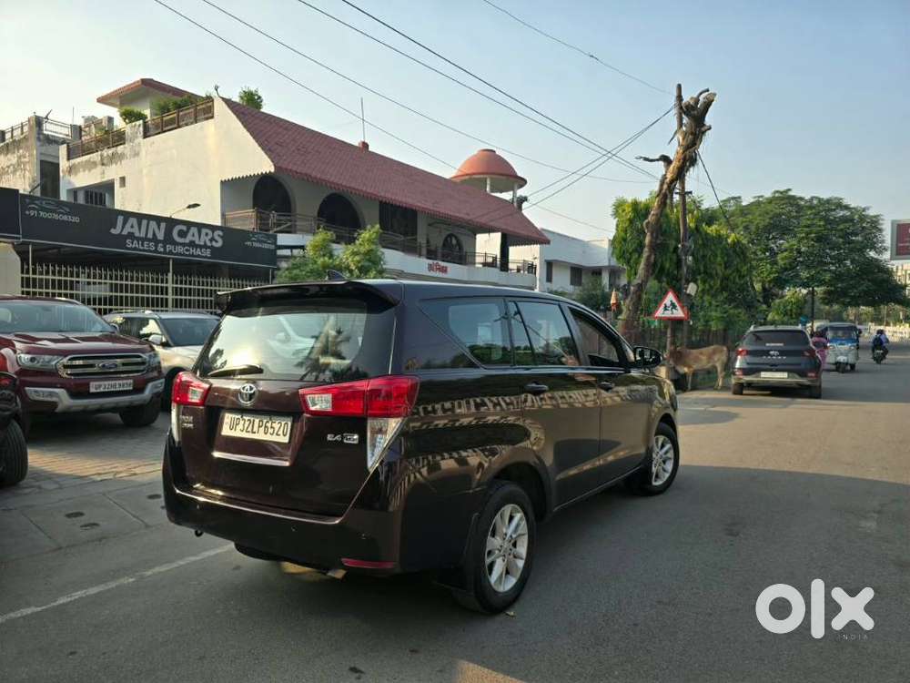 Toyota Innova Crysta