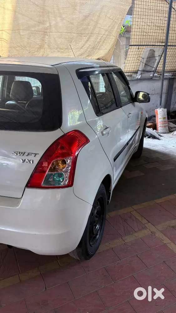 Swift Maruti Suzuki 2010 Petrol