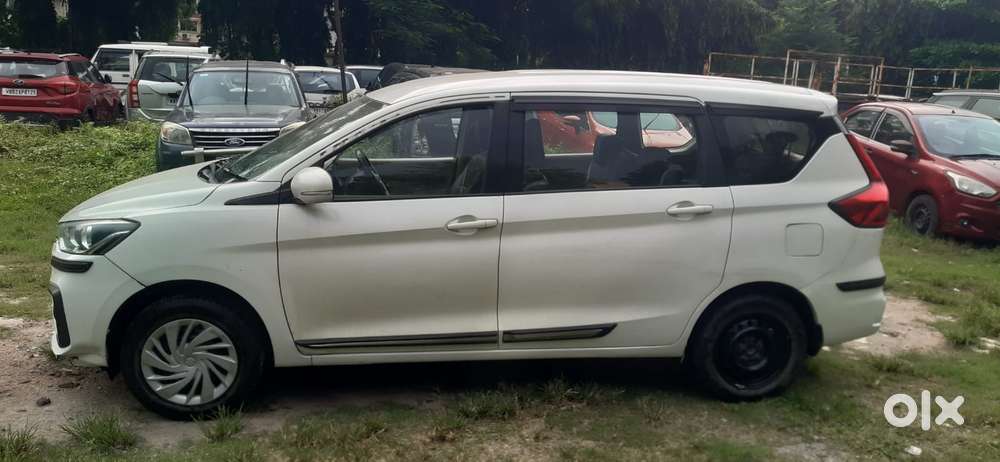 Maruti Suzuki Ertiga 1.5 Vxi, 2021, Petrol