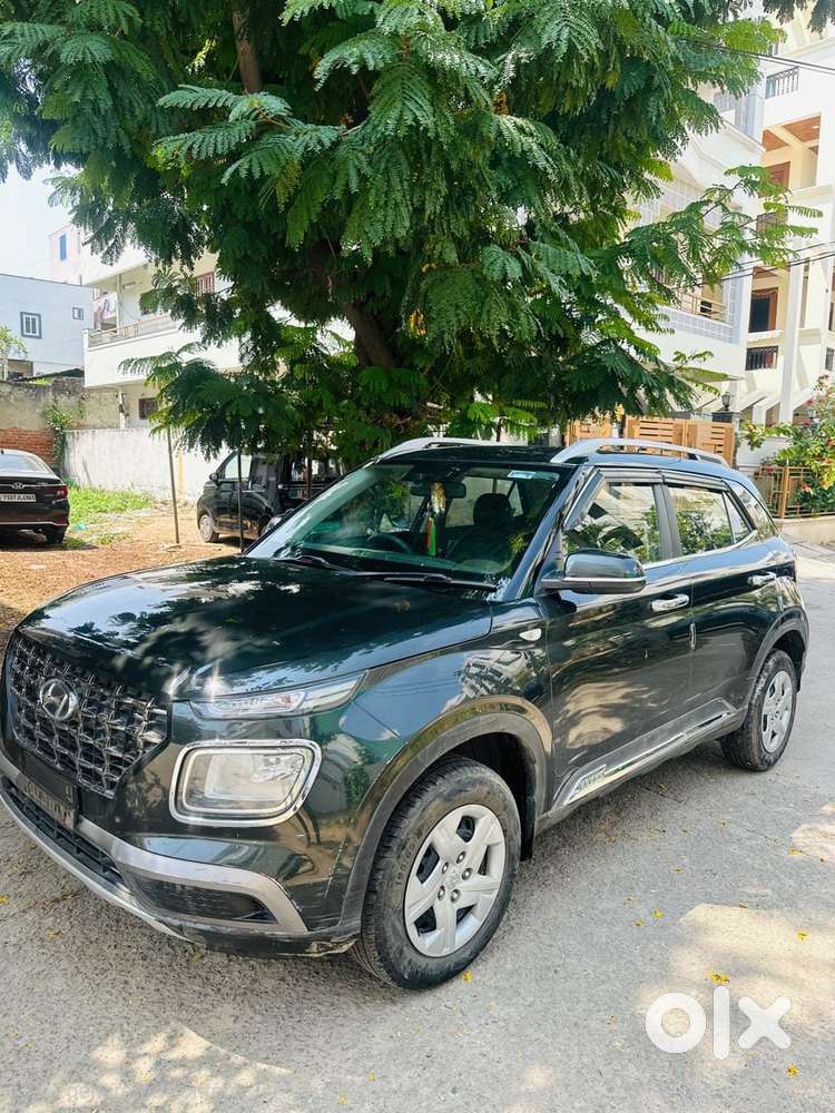 Hyundai Venue, 2020, Petrol