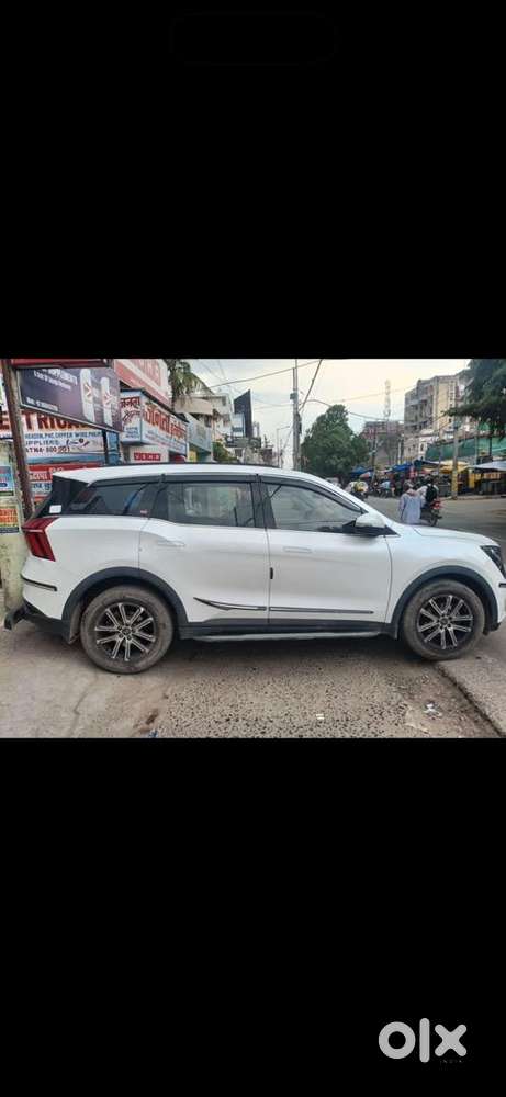 Mahindra Xuv700 Petrol 2022