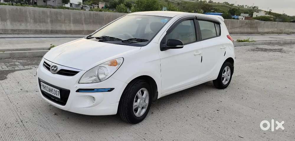 Hyundai I20 Sportz Petrol 2010