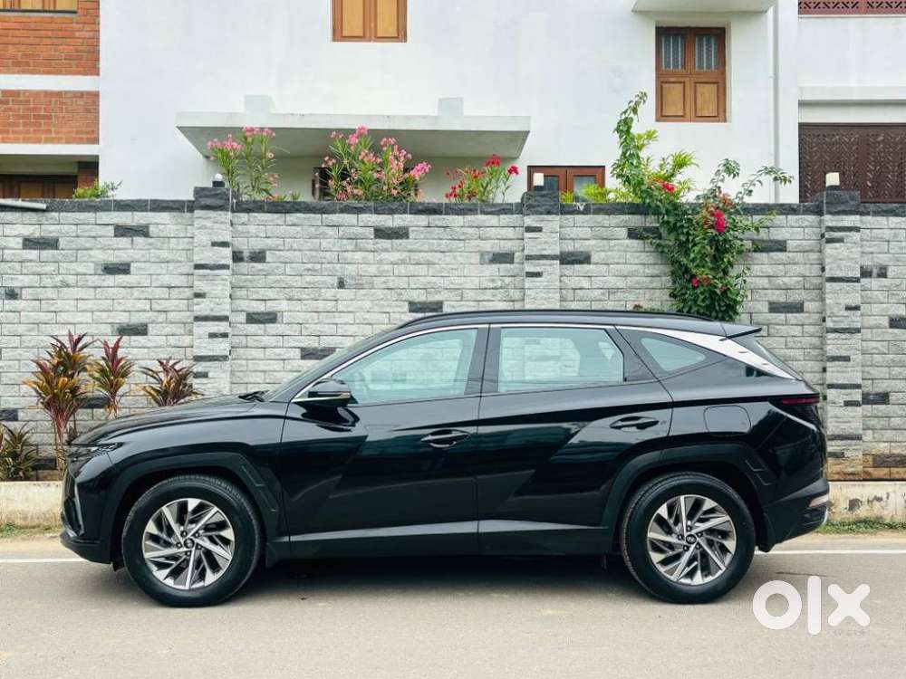 Hyundai Tucson 2.0 Signature 4wd Diesel At Dual Tone, 2022, Diesel