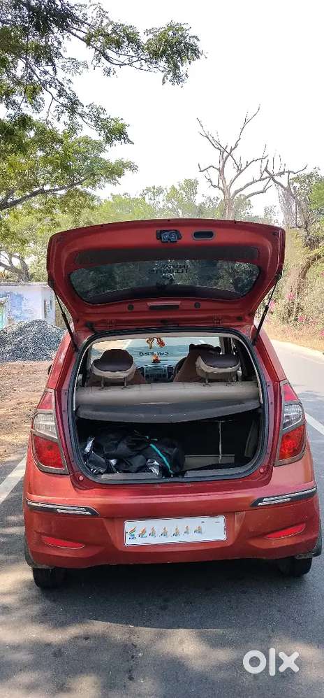 Hyundai I10 2011 Petrol Well Maintained