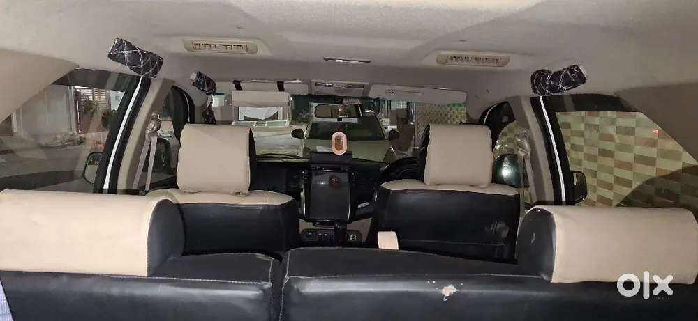 ***urgent*** Toyota Fortuner 2016 Diesel Manual