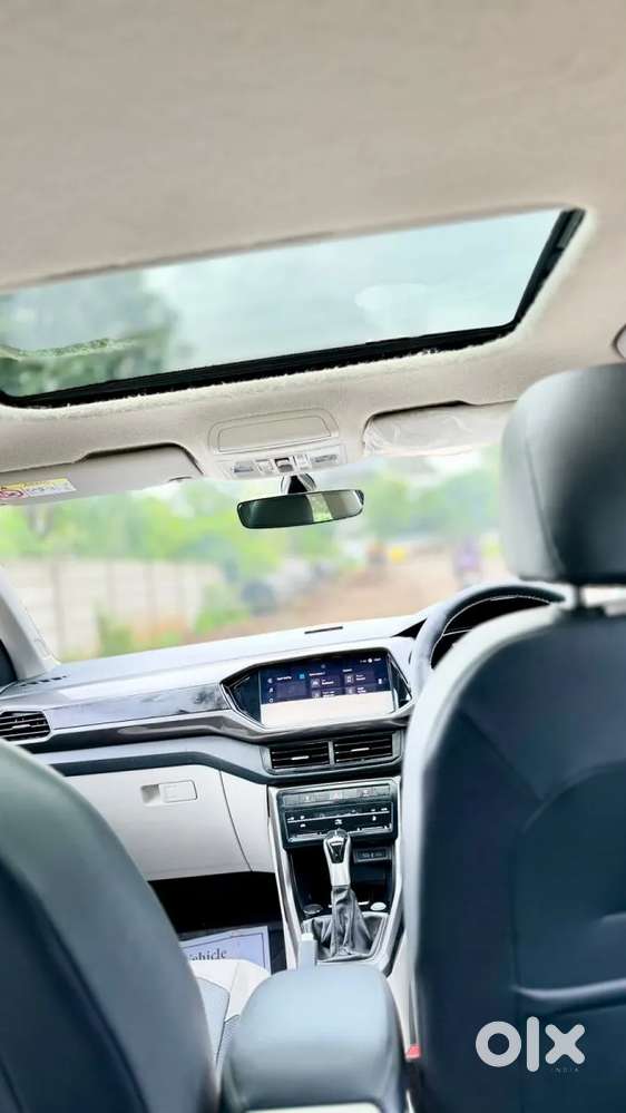 Volkswagen Taigun 1.0 Tsi Topline At, 2022, Petrol