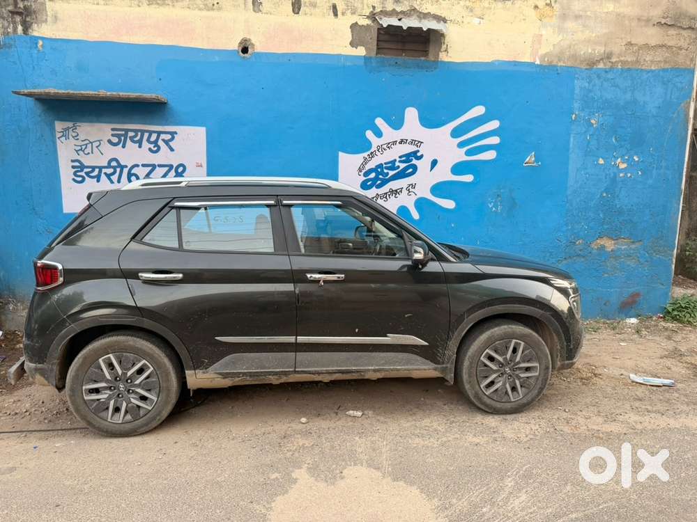 2022 Hyundai Venue Petrol Deep Forest
