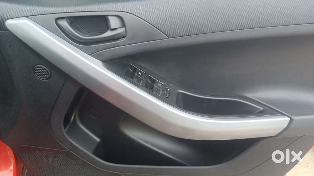 Tata Nexon 1.5 Revotorq Xma Amt (s), 2021, Petrol