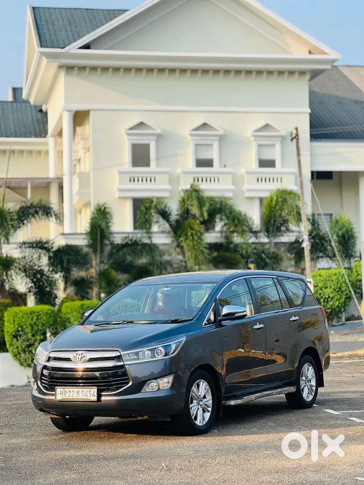 Toyota Innova Crysta 2.8 Zx At 2016  Kl Ready  Good Condition