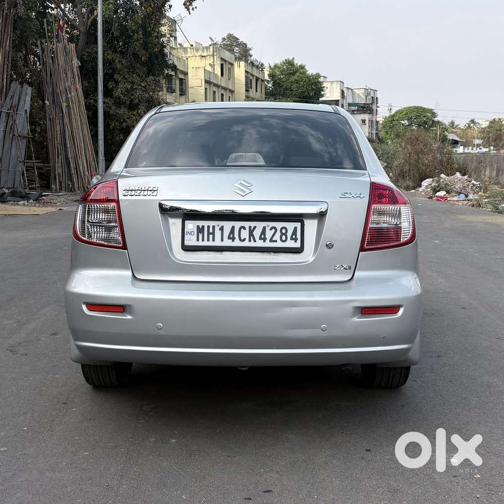 Maruti Suzuki Sx4 Zxi Mt Bsiv, 2011, Petrol