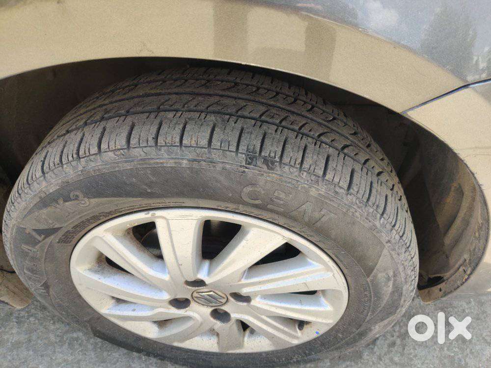 Maruti Suzuki Swift Dzire 1.3 Zxi, 2017, Petrol