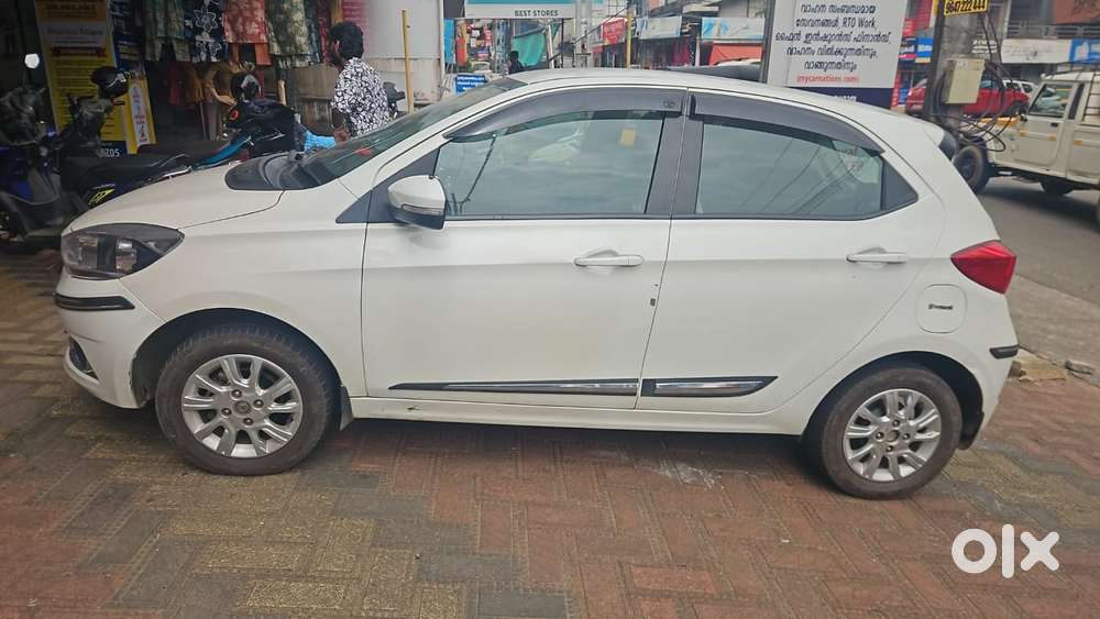 Tata Tiago 1.2 Revotron Xz Wo Alloy, 2017, Petrol