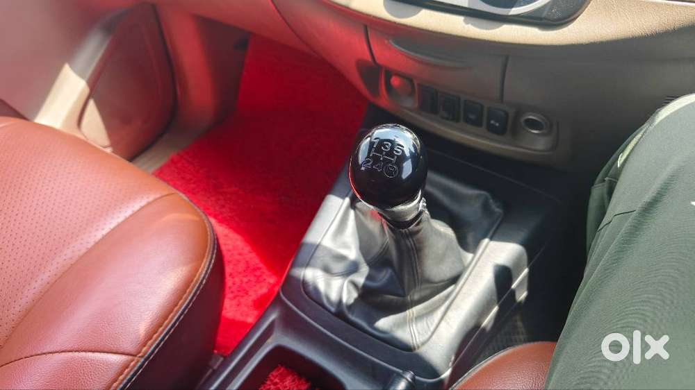 Toyota Innova Gx (2015) Manual