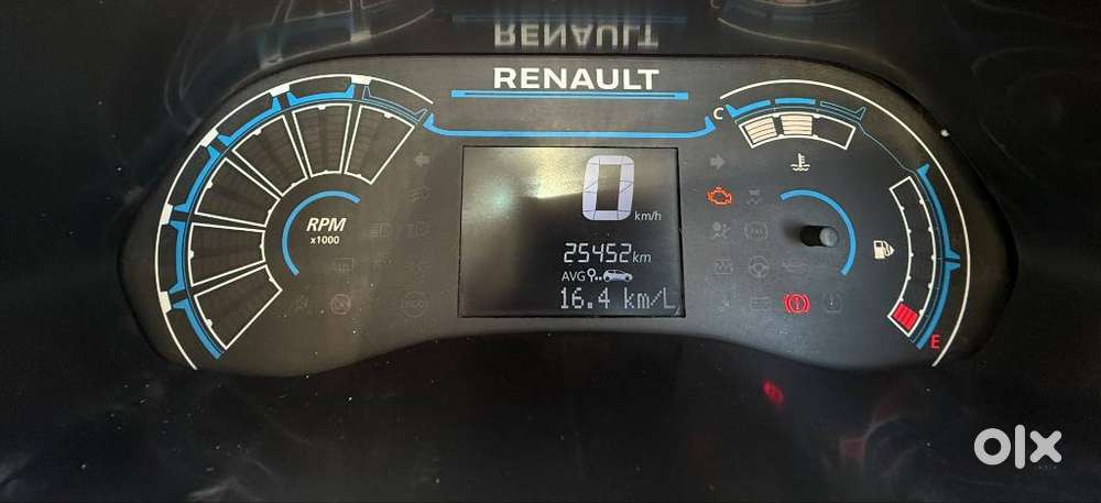 Renault Triber Rxz, 2022, Petrol