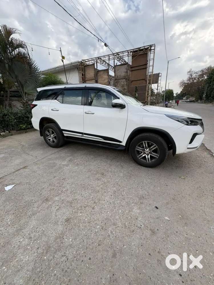 Toyota Fortuner  2022 Diesel 105000 Km Driven