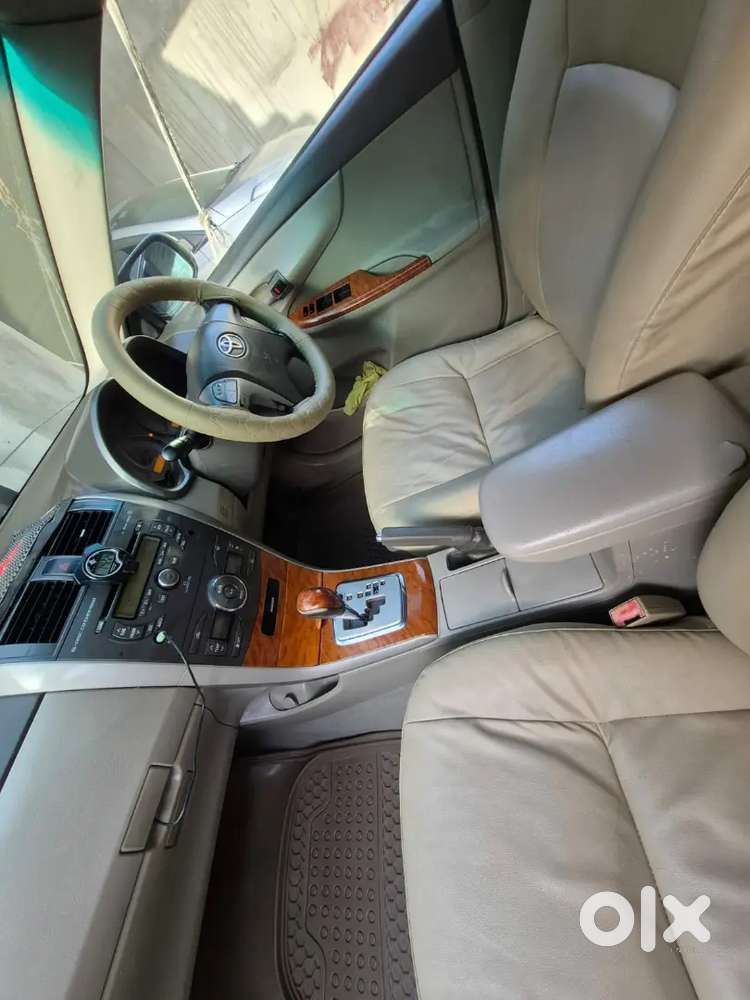 Toyota Corolla Altis 2010