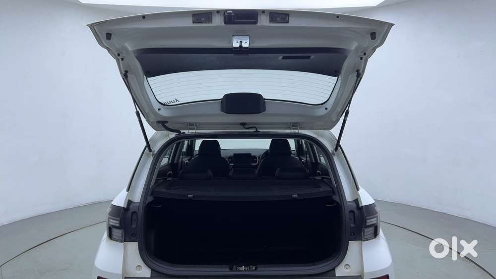 Hyundai Venue 1.0 Sx (o) Turbo Dct, 2023, Petrol