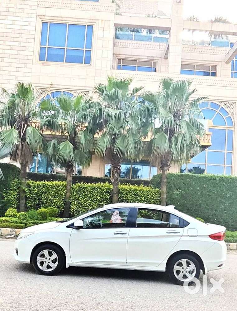 Honda City I-vtec V, 2016, Petrol