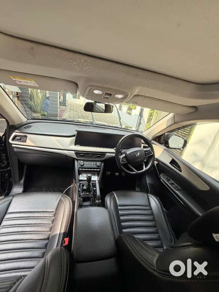 Mahindra Xuv700 2023 Diesel 85000 Km Driven