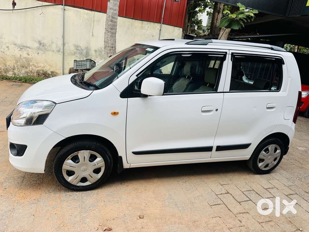 Maruti Suzuki Wagon R Vxi Opt, 2017, Petrol
