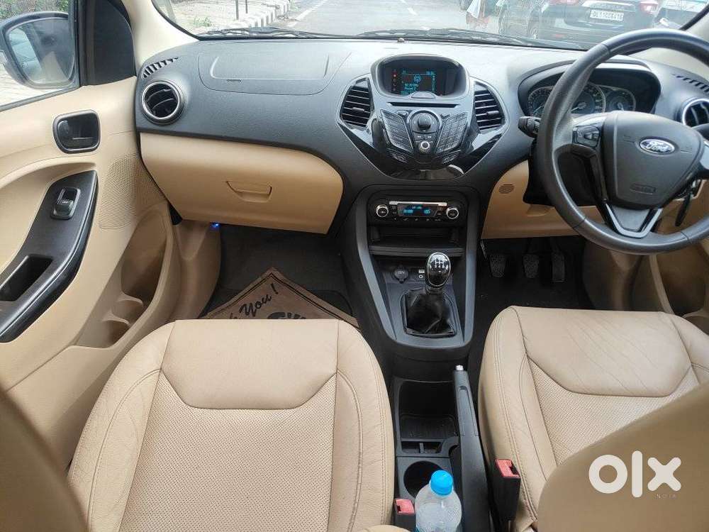 Ford Aspire Titatinium Blu Ti-vct, 2015, Petrol
