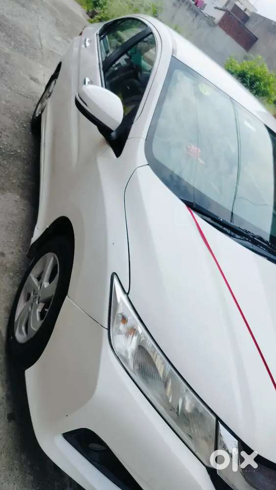 Honda City V At 2016