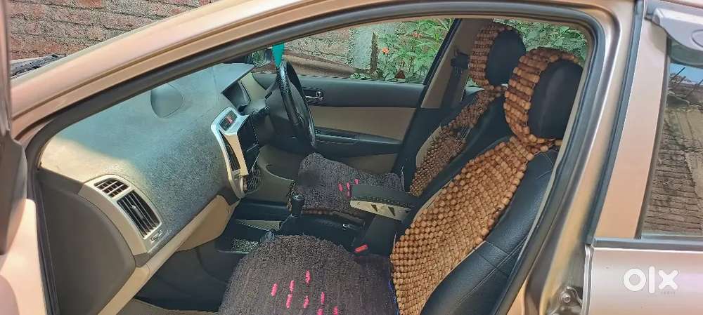 Hyundai I20 2013 Petrol Well Maintained