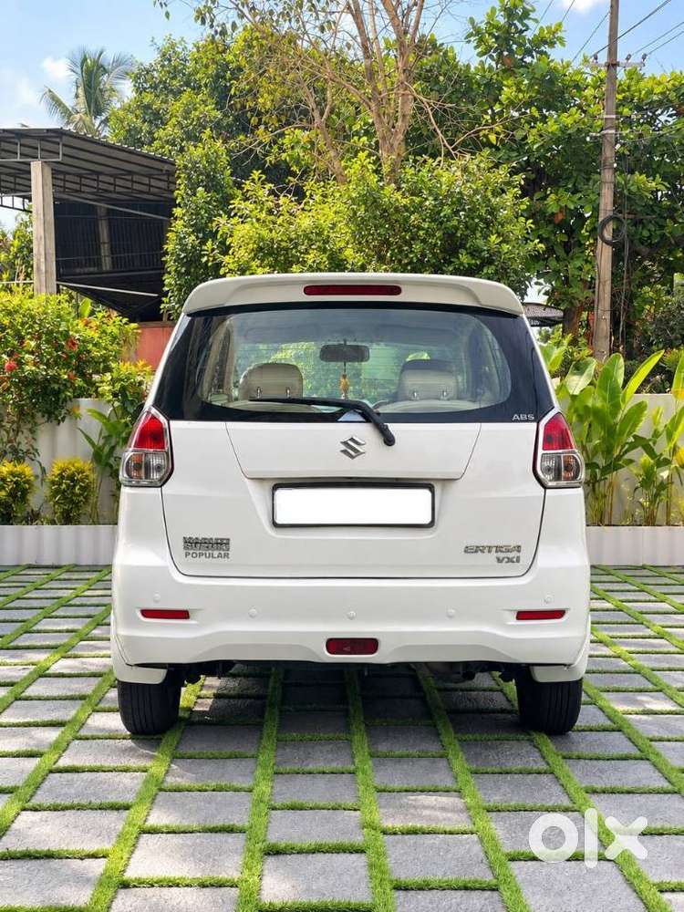 Maruti Suzuki Ertiga Shvs Zdi, 2012, Diesel